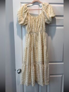 Textured Puff Sleeve Tiered Midi Dress in Cream